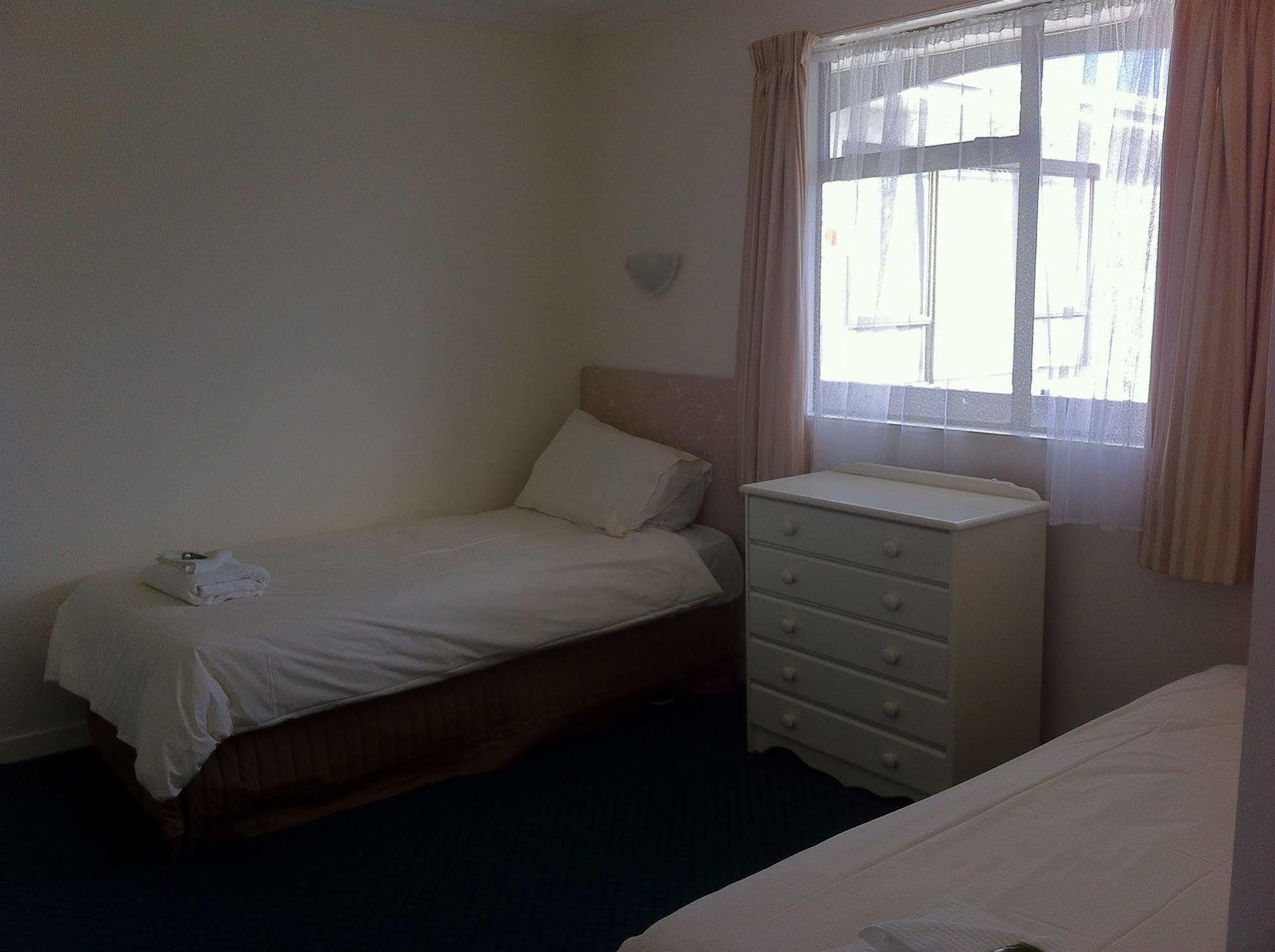Hawks Inn Motel Upper Hutt Zewnętrze zdjęcie
