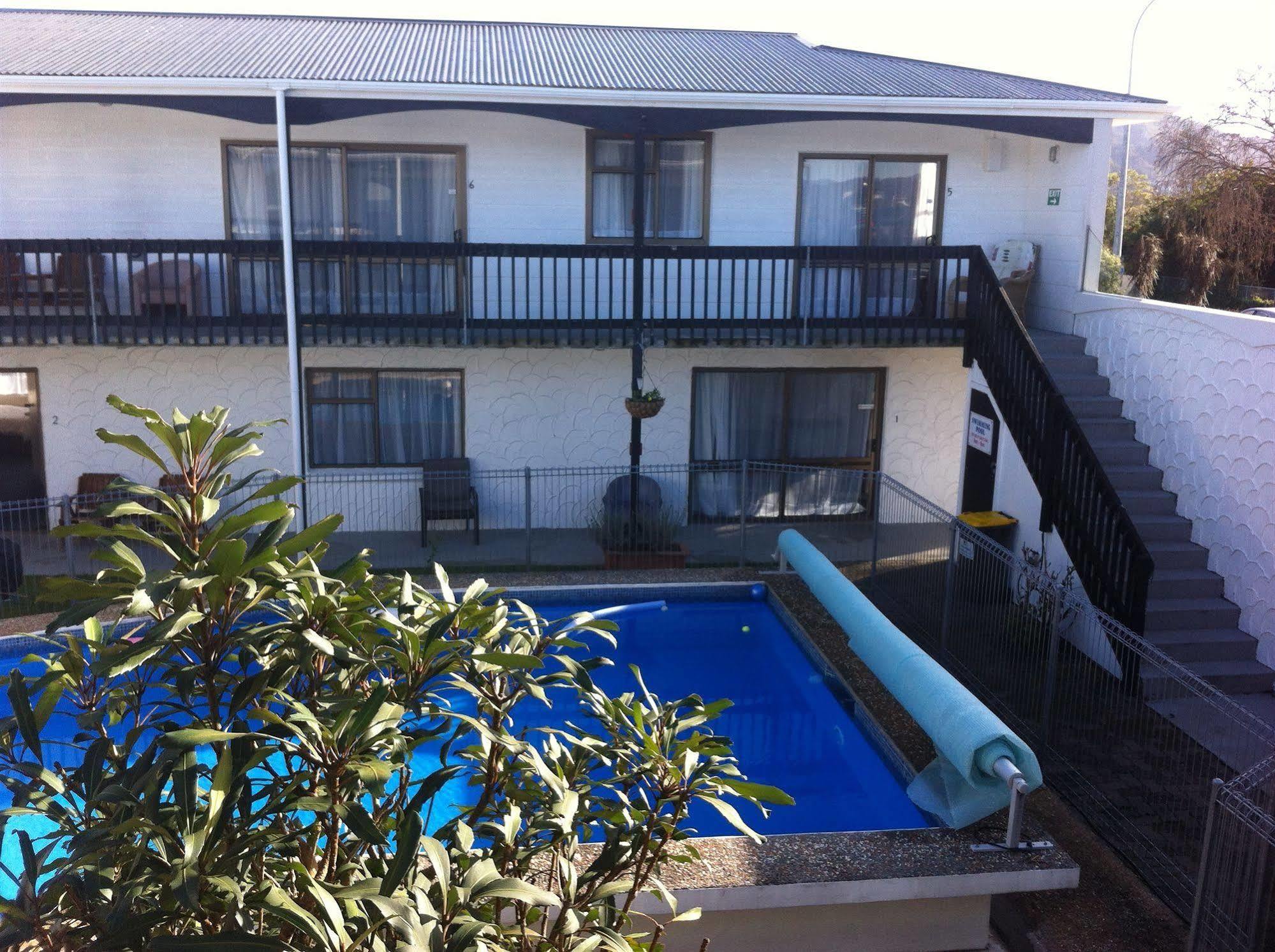 Hawks Inn Motel Upper Hutt Zewnętrze zdjęcie